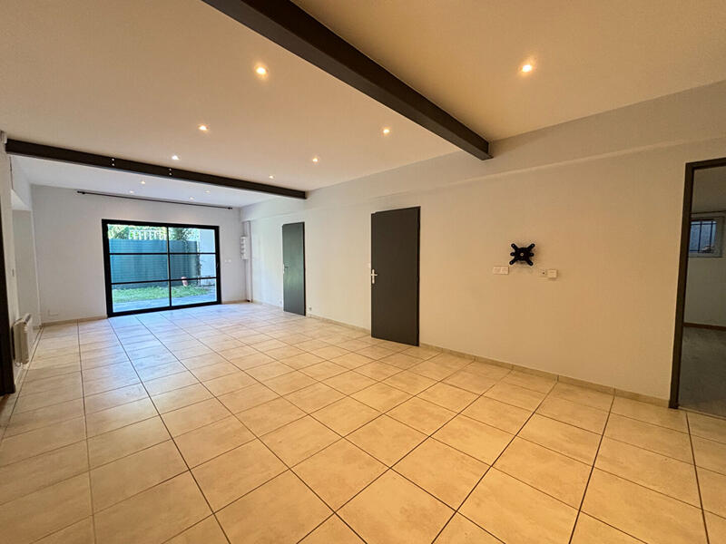 Appartement - 122 m² - 5 pièces