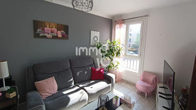Appartement - 82 m² - 4 pièces