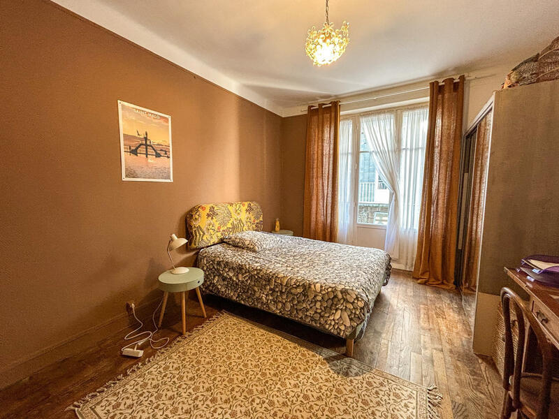 Appartement - 90 m² - 3 pièces