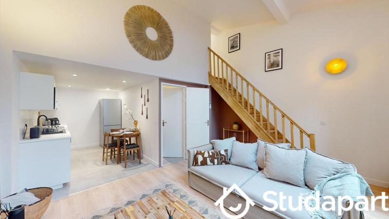 Chambre - 11 m² - 1 pièce