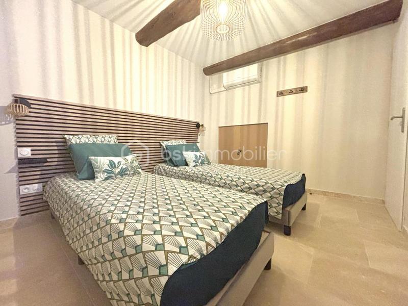 Maison traditionnelle - 94 m² - 4 pièces