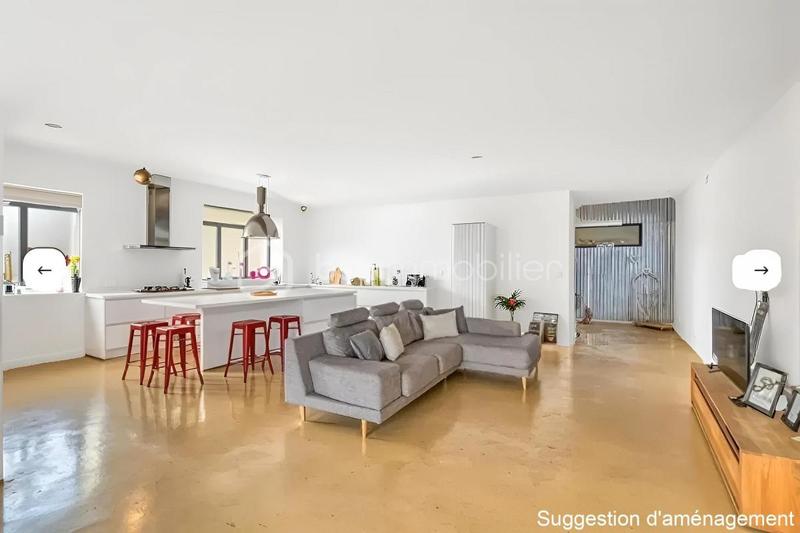 Loft - 173 m² - 4 pièces