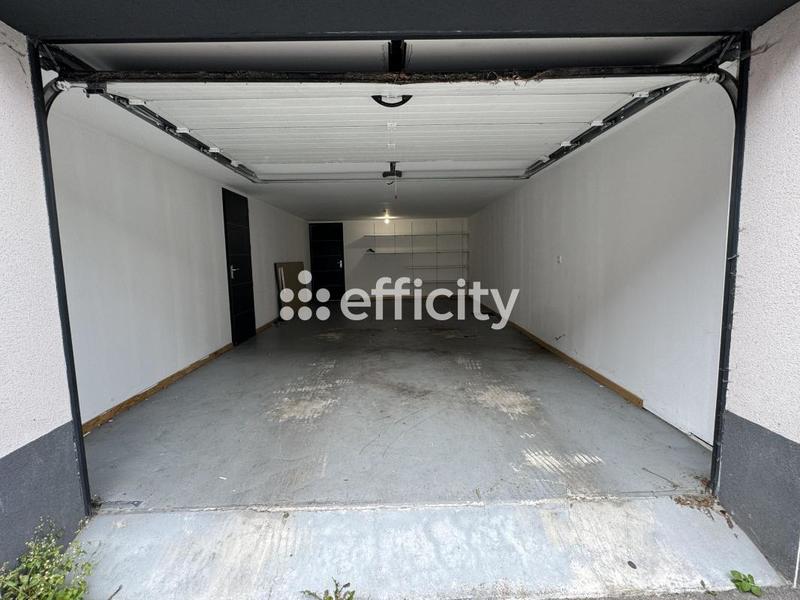 Maison - 153 m² - 9 pièces