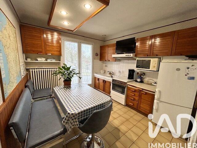 Maison - 120 m² - 6 pièces