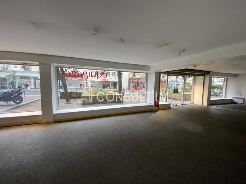 Local commercial - 99 m²