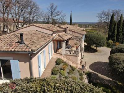 Villa - 270 m² - 8 pièces