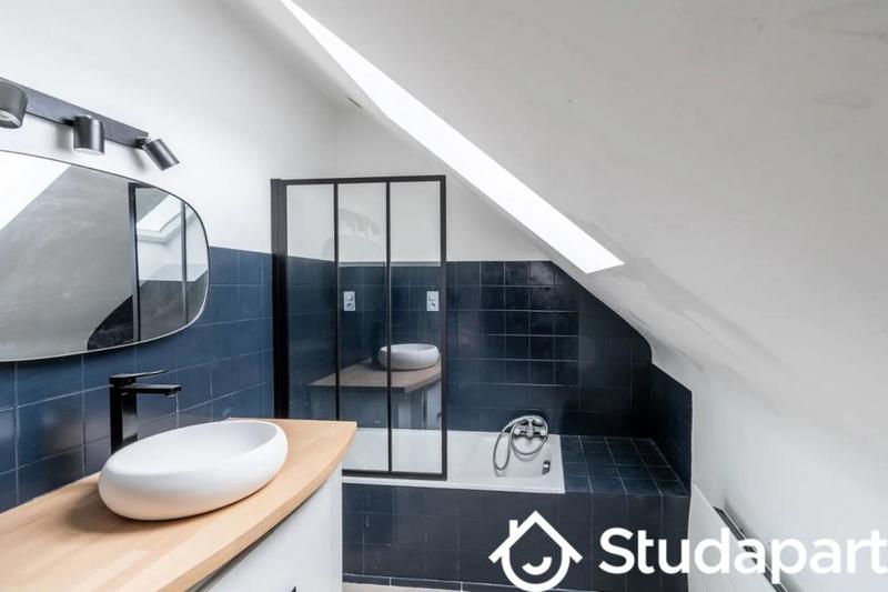 Chambre - 14 m² - 1 pièce