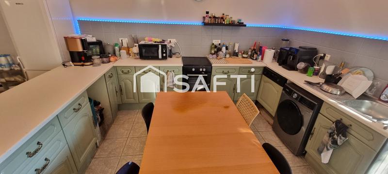 Maison - 240 m² - 7 pièces