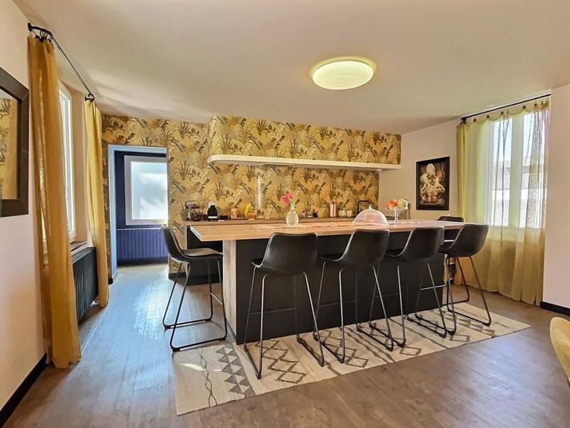 Maison - 99 m² - 5 pièces