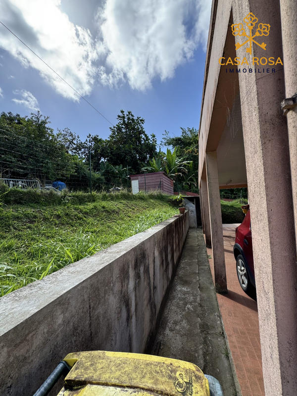 Maison traditionnelle - 94 m² - 4 pièces