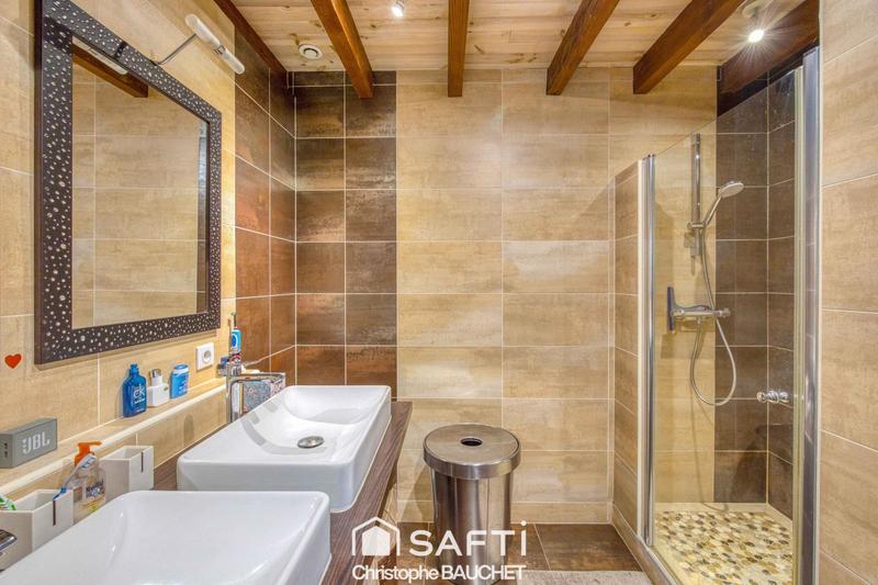 Ferme - 212 m² - 8 pièces