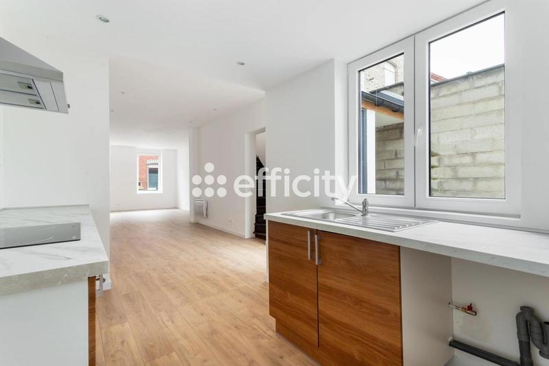 Maison de ville - 137 m² - 6 pièces