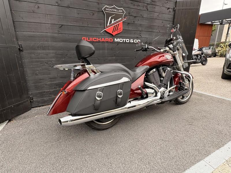 Victory Motorcycles Crossroads Standard
