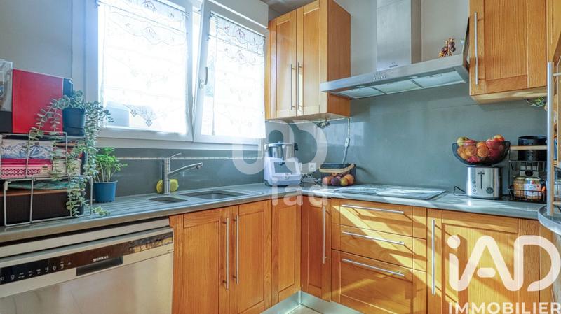 Maison - 111 m² - 6 pièces