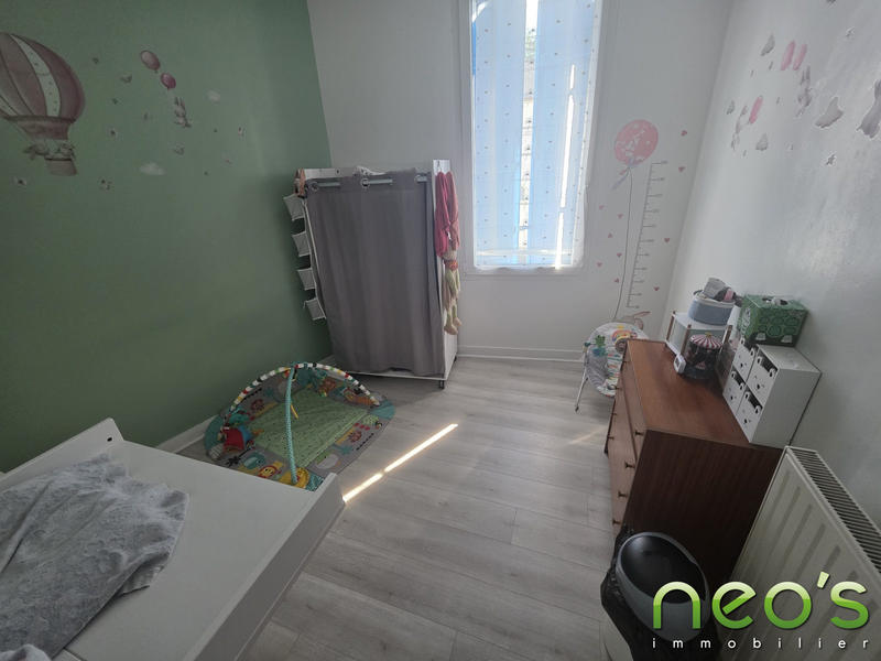 Maison - 93 m² - 5 pièces