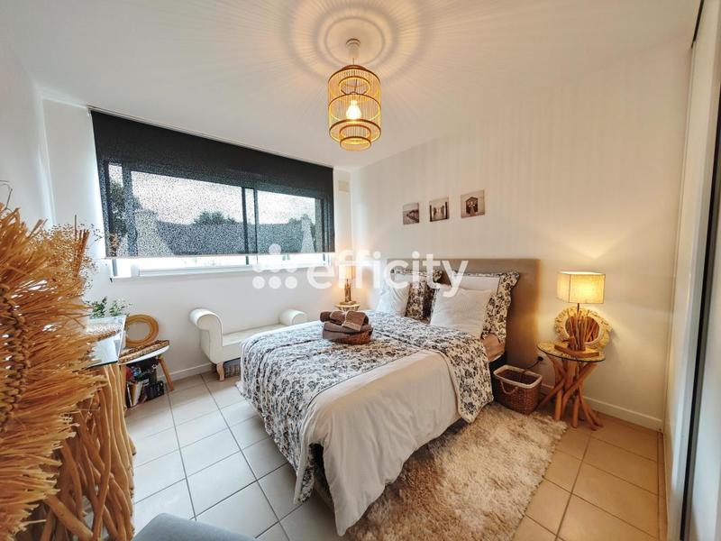 Maison - 121 m² - 6 pièces