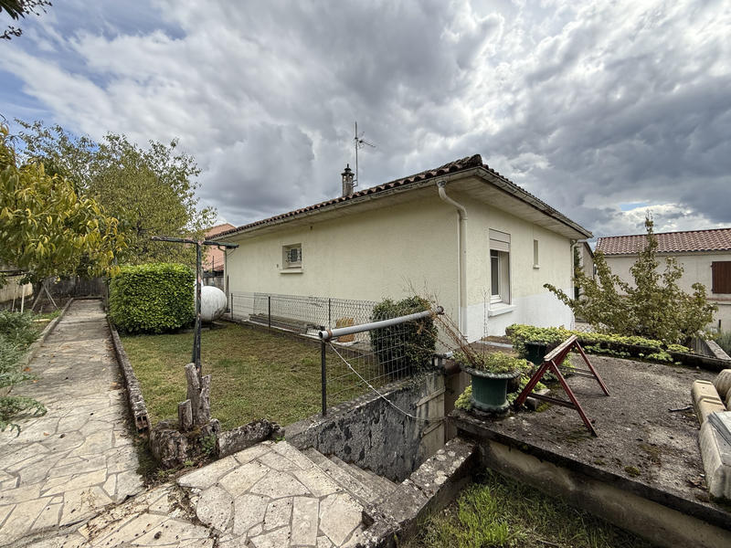 Maison - 90 m² - 5 pièces