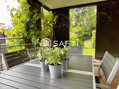 Appartement - 102 m² - 4 pièces