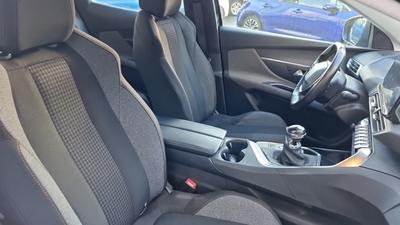 Peugeot 3008 Business bluehdi 130ch ss bvm6 active