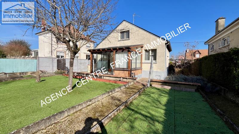 Maison - 99 m² - 5 pièces