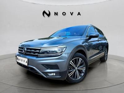 Volkswagen Tiguan Allspace Dsg 4x4 / Pano Led Acc