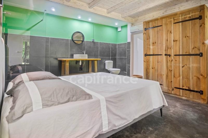 Immeuble - 285 m² - 11 pièces