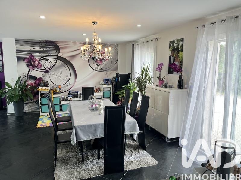 Maison - 130 m² - 5 pièces