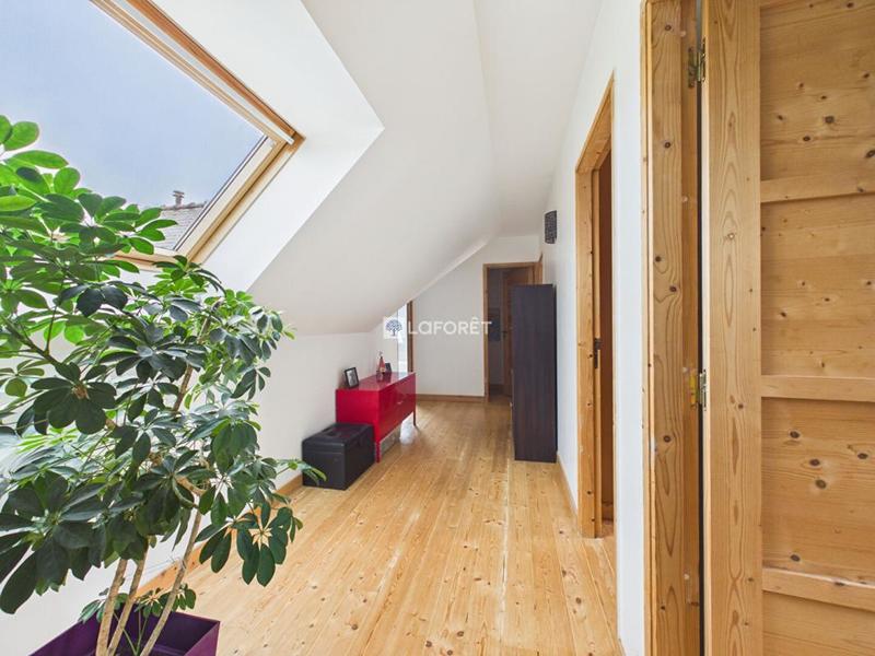 Maison - 145 m² - 5 pièces