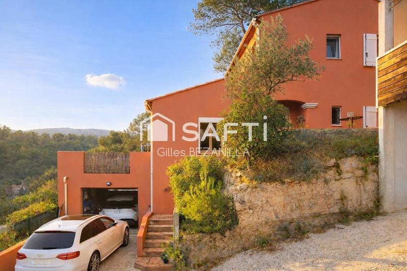 Maison - 92 m² - 4 pièces