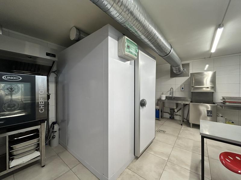 Fonds de commerce - Hôtellerie / Restauration - 280 m²