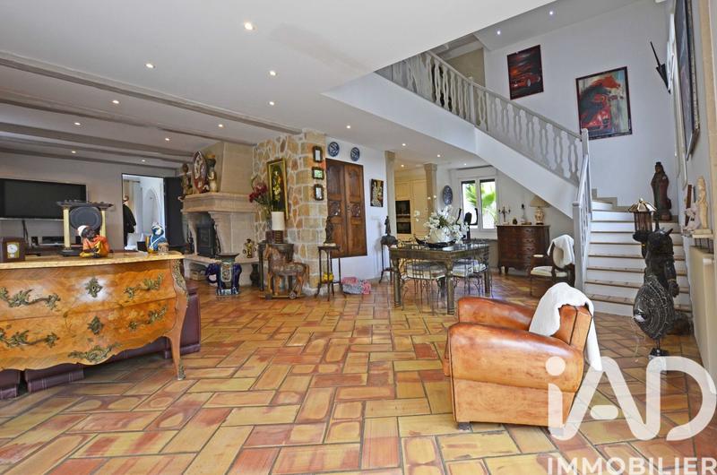 Maison de maîtres - 326 m² - 7 pièces