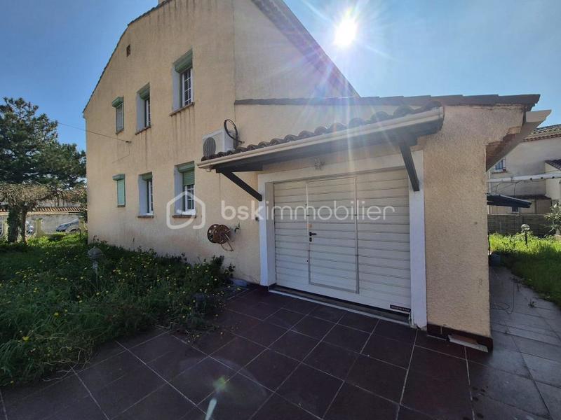 Maison traditionnelle - 162 m² - 6 pièces