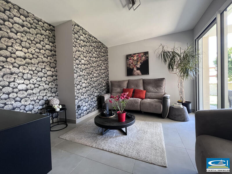 Maison - 88 m² - 4 pièces