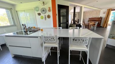 Maison - 165 m² - 5 pièces