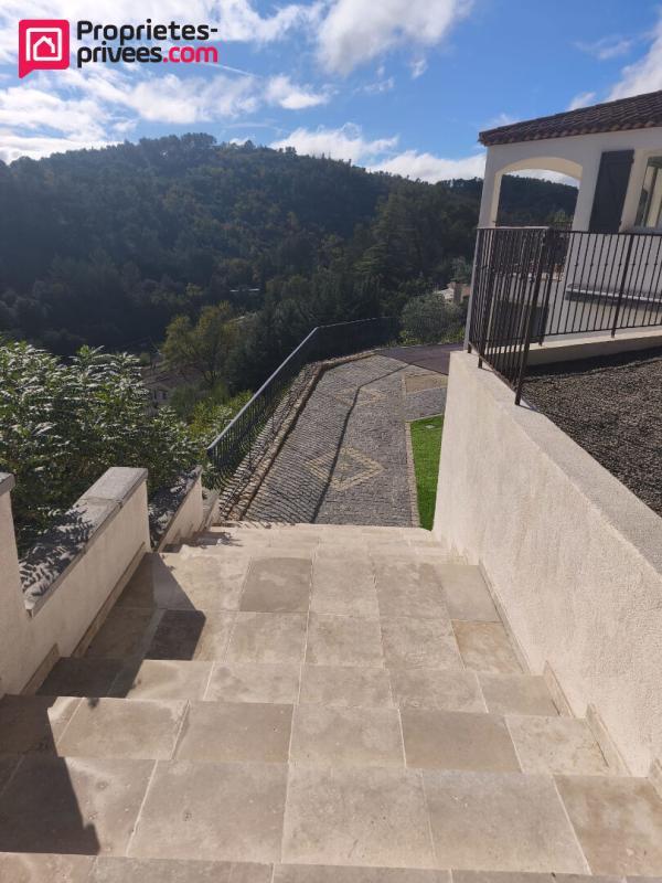 Villa - 160 m² - 6 pièces