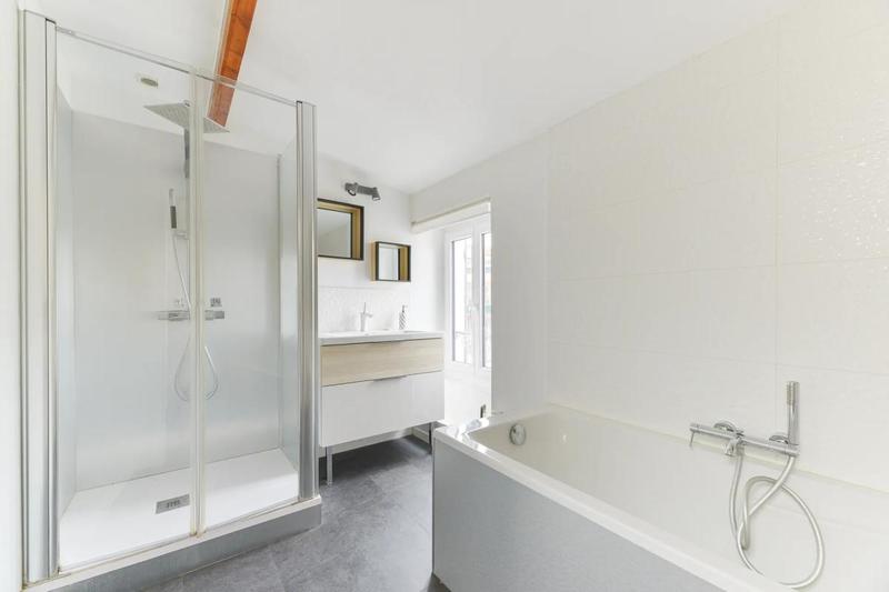 Maison - 175 m² - 8 pièces