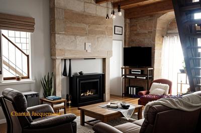 Maison - 245 m² - 10 pièces