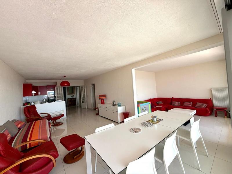 Appartement - 122 m² - 5 pièces