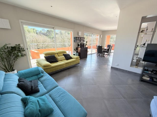 Maison - 176 m² - 6 pièces