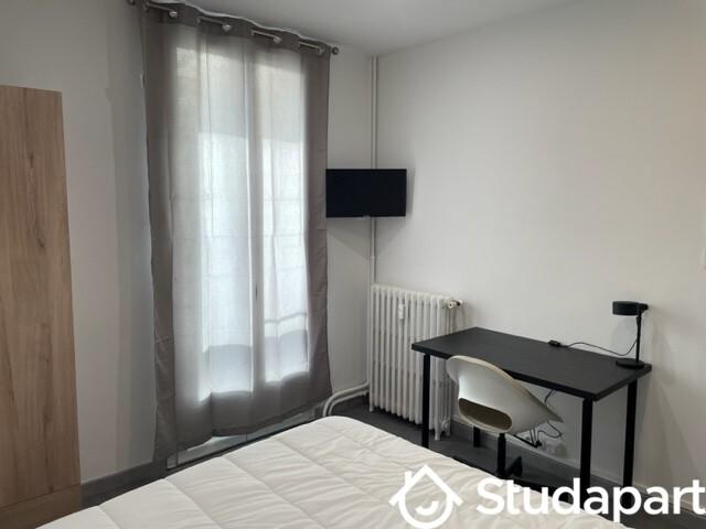 Chambre - 10 m² - 1 pièce