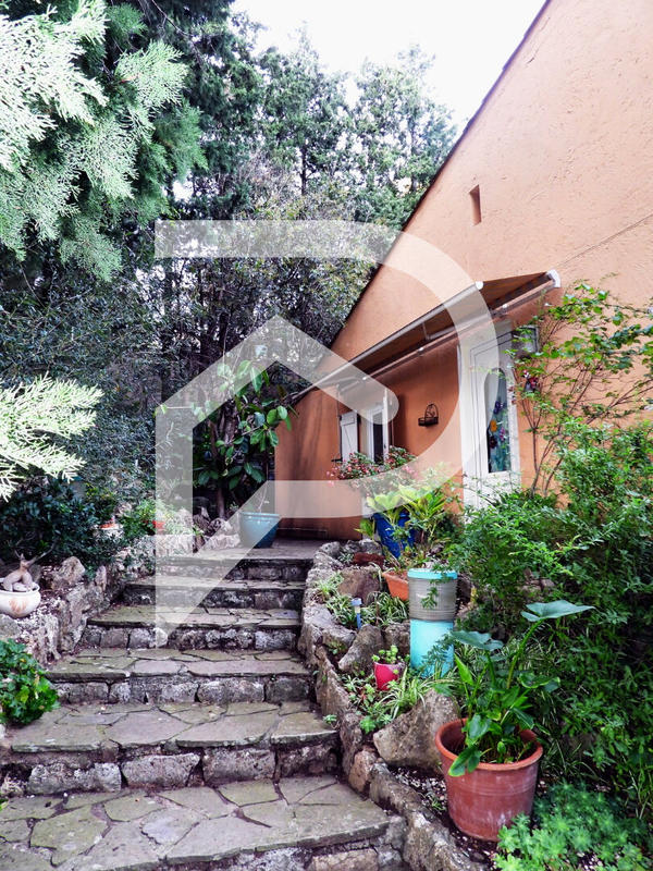 Maison - 152 m² - 7 pièces