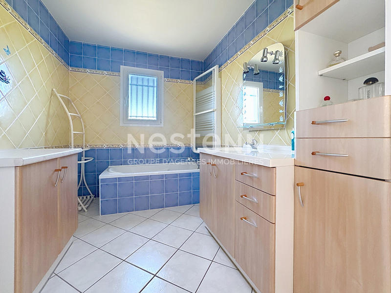 Maison - 127 m² - 6 pièces