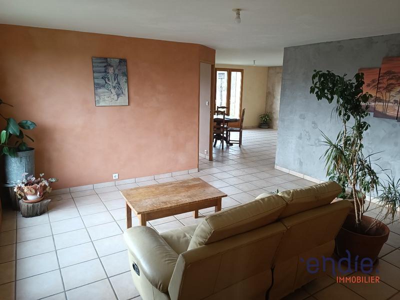 Maison - 172 m² - 8 pièces