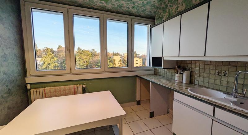 Appartement - 82 m² - 4 pièces