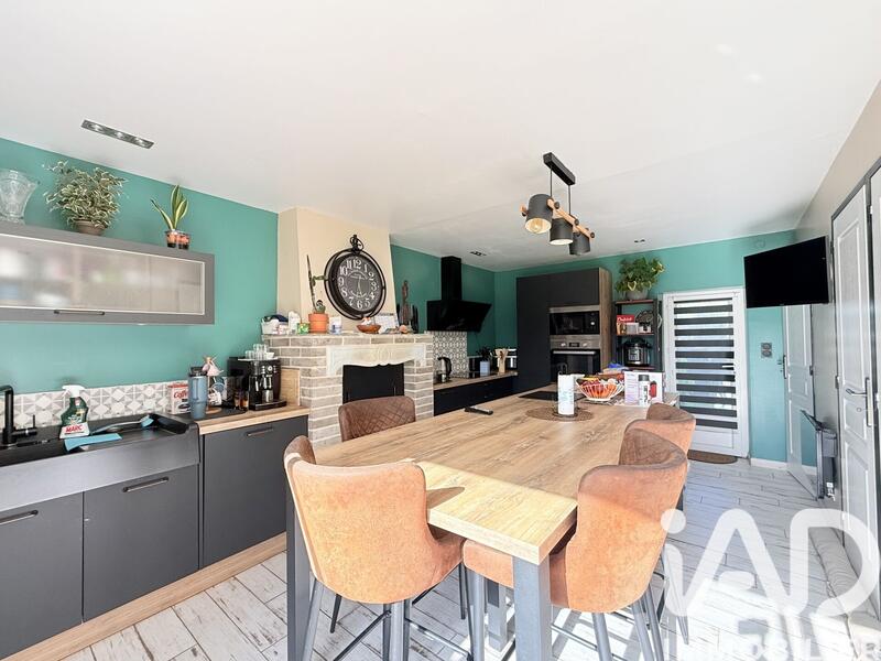 Maison - 167 m² - 6 pièces