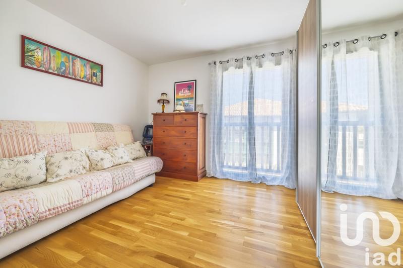 Maison - 93 m² - 5 pièces