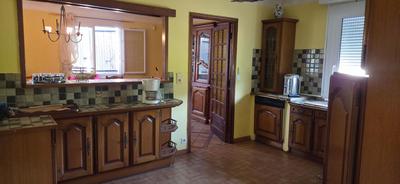 Maison - 368 m² - 12 pièces