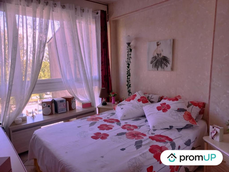 Appartement - 82 m² - 4 pièces