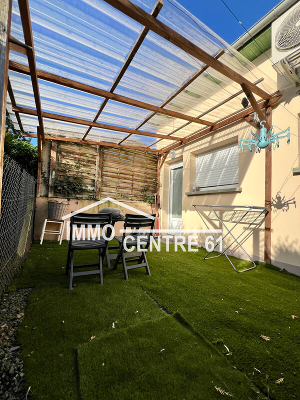 Maison - 181 m² - 10 pièces