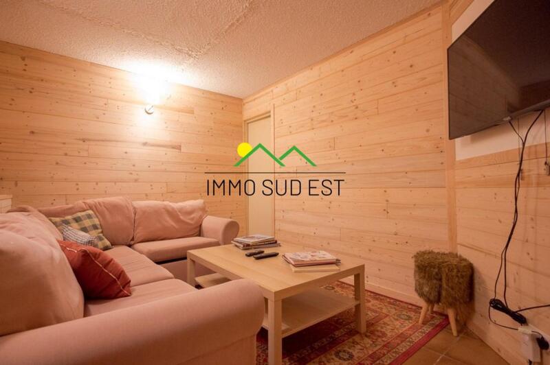 Châlet - 296 m² - 9 pièces